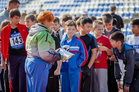 В спортивных соревнованиях участвовало 72 школьника