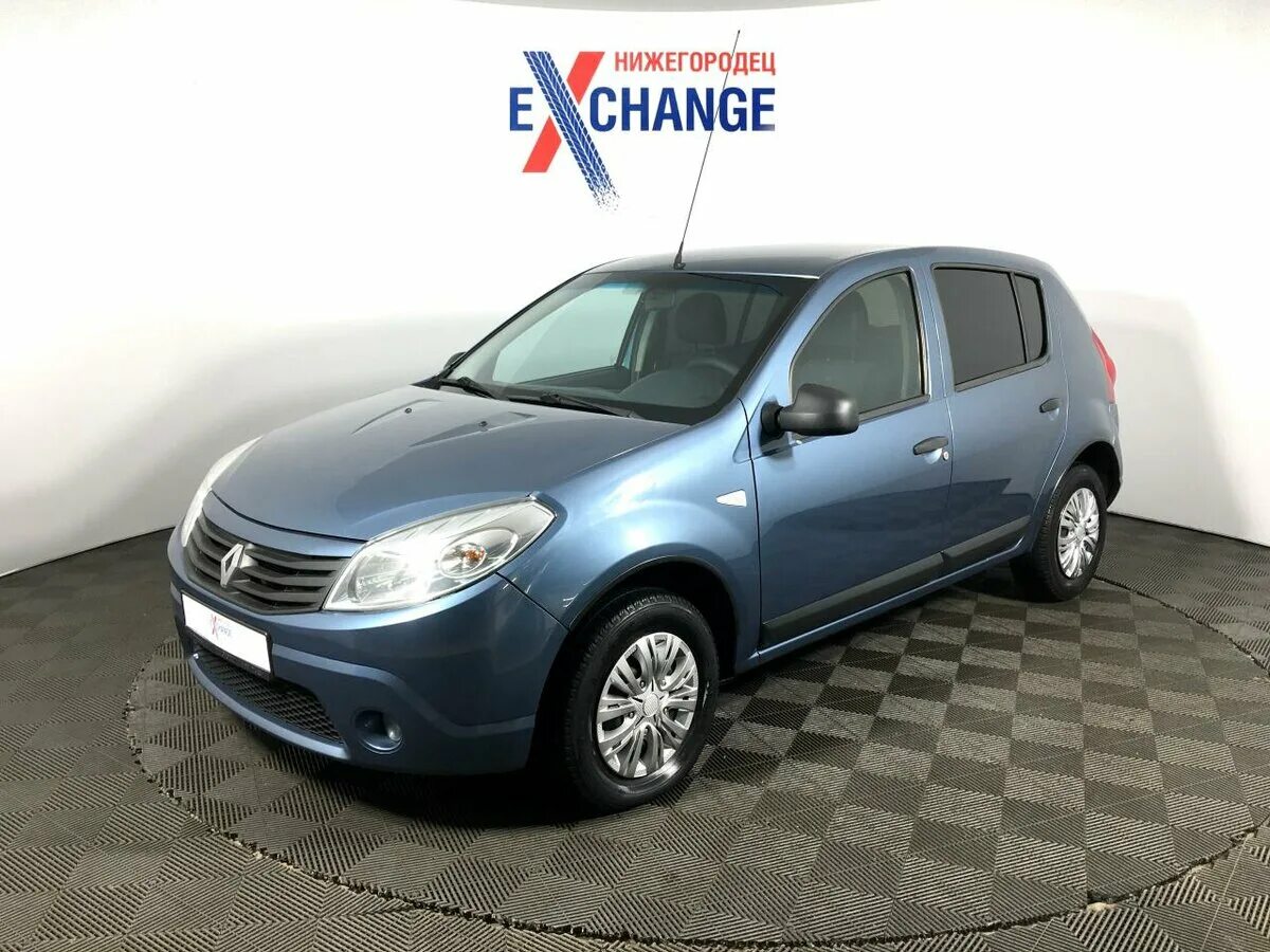 Комсомольское шоссе 14а нижний новгород. Нижегородец комсомольское шоссе. Exchange автосалон. Нива шевроле синего цвета. Ford focus 2 рестайлинг 2009 нижний новгород агат.