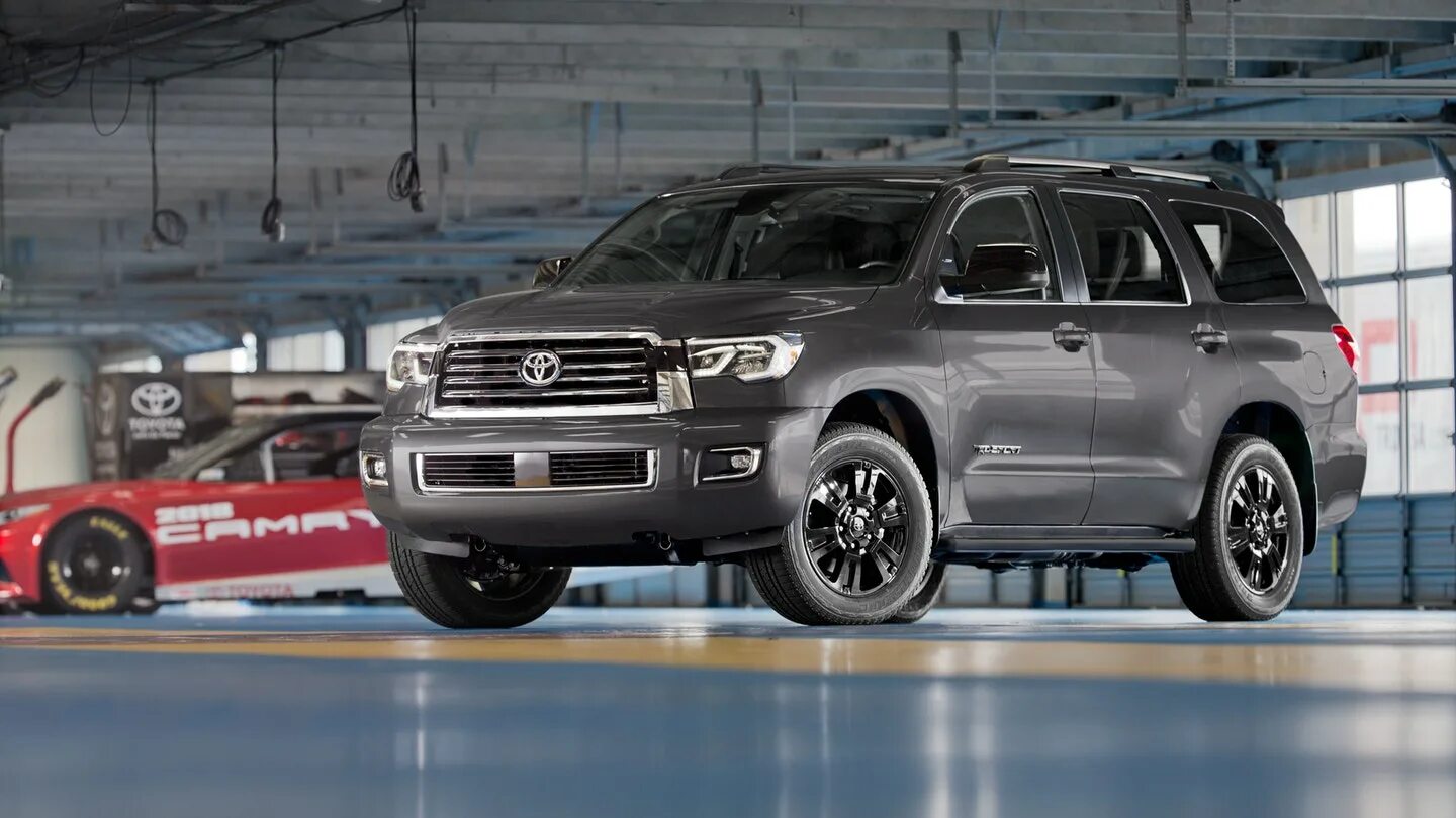 Новая тойота секвойя 2022. Toyota секвойя 2018. Toyota sequoia 2022. Тойота секвойя платинум. Комплектации новой тойота секвойя.