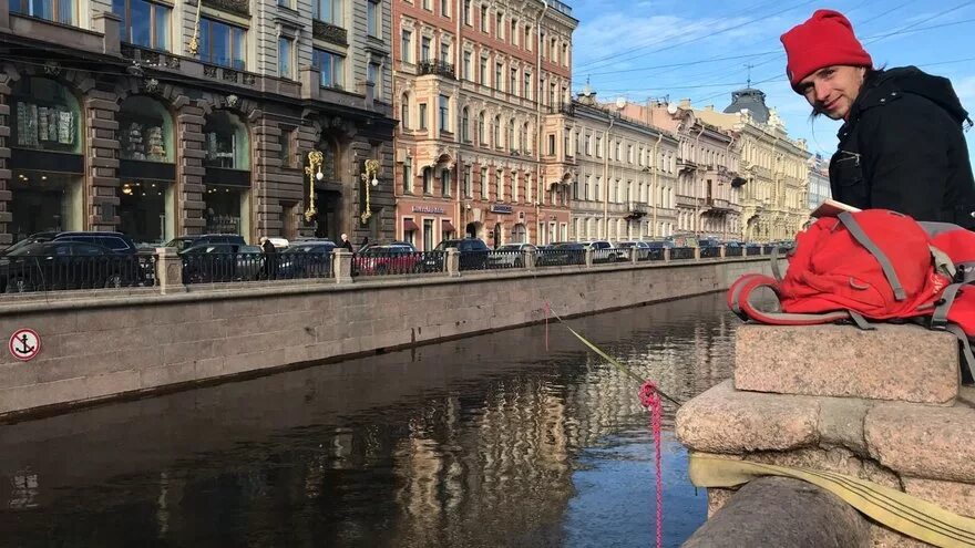 Видео канал грибоедов. Фото девушек на канале Грибоедова. Ведущая 1 канала Грибоедова. Лбаы га канале Грибоедова. Атланты на канале Грибоедова.