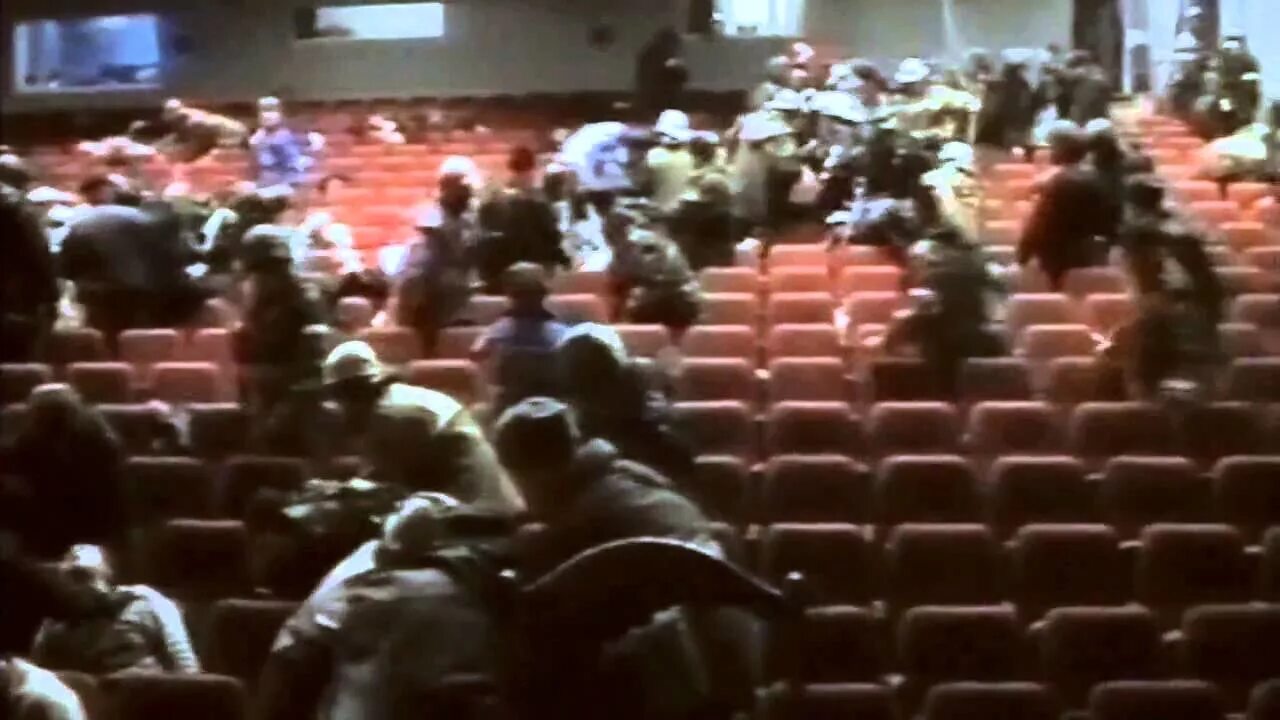 Театр на дубровке 2002
