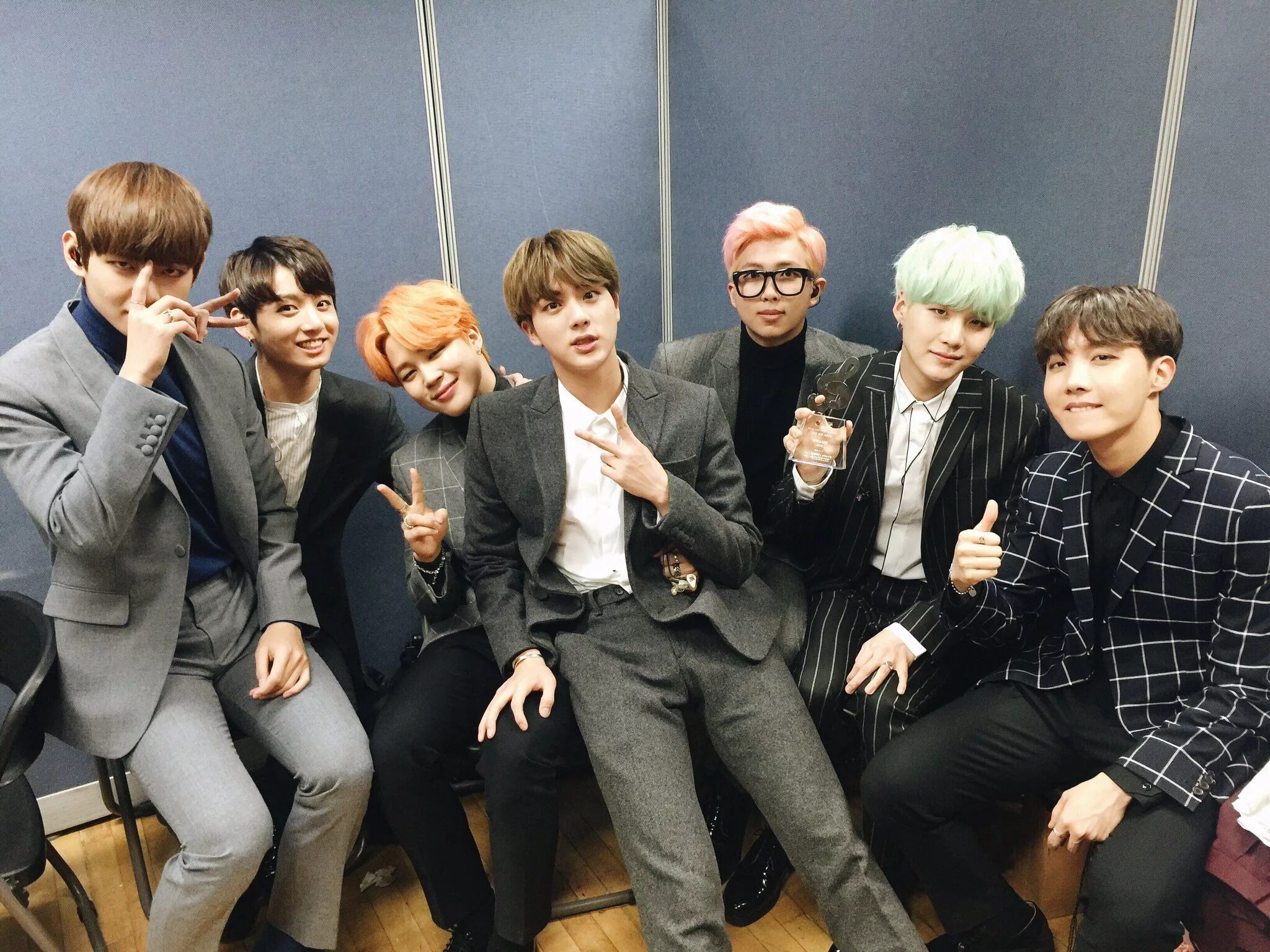 1 бтс. Бтс 2016. bangtan boys. группа бтс. кей поп группа bts.