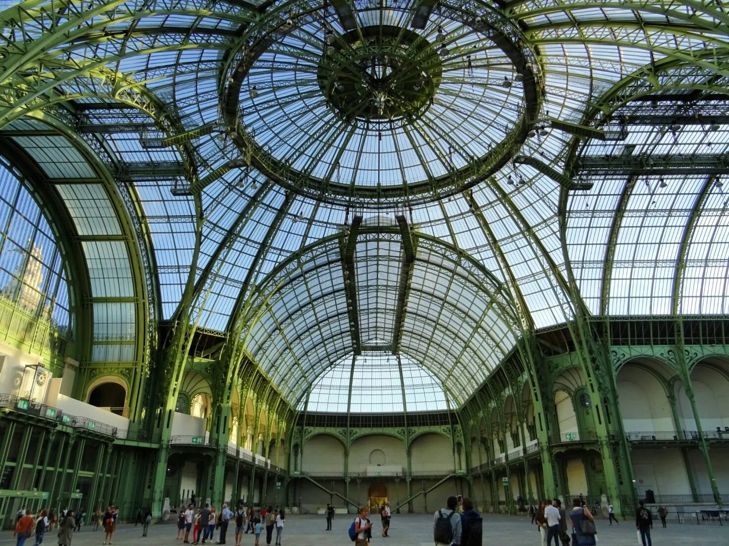 Гран при саудовской аравии 2022. Гран при парижа. Формула 1 гран при франции 2021. Гран при в париже конный спорт. Формула 1 гран при франции.