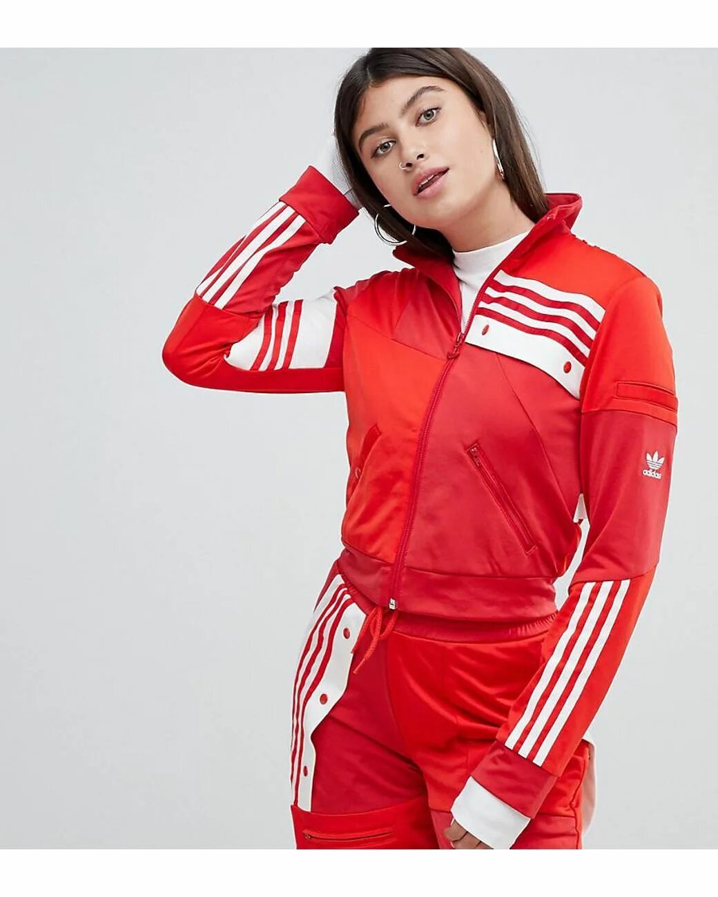 Костюмы адидас оригинал женские. Adidas Originals Danielle Cathari. Adidas Originals x Danielle Cathari. Спортивный костюм adidas Danielle Cathari. Спортивный костюм женский адидас 2022 красный.