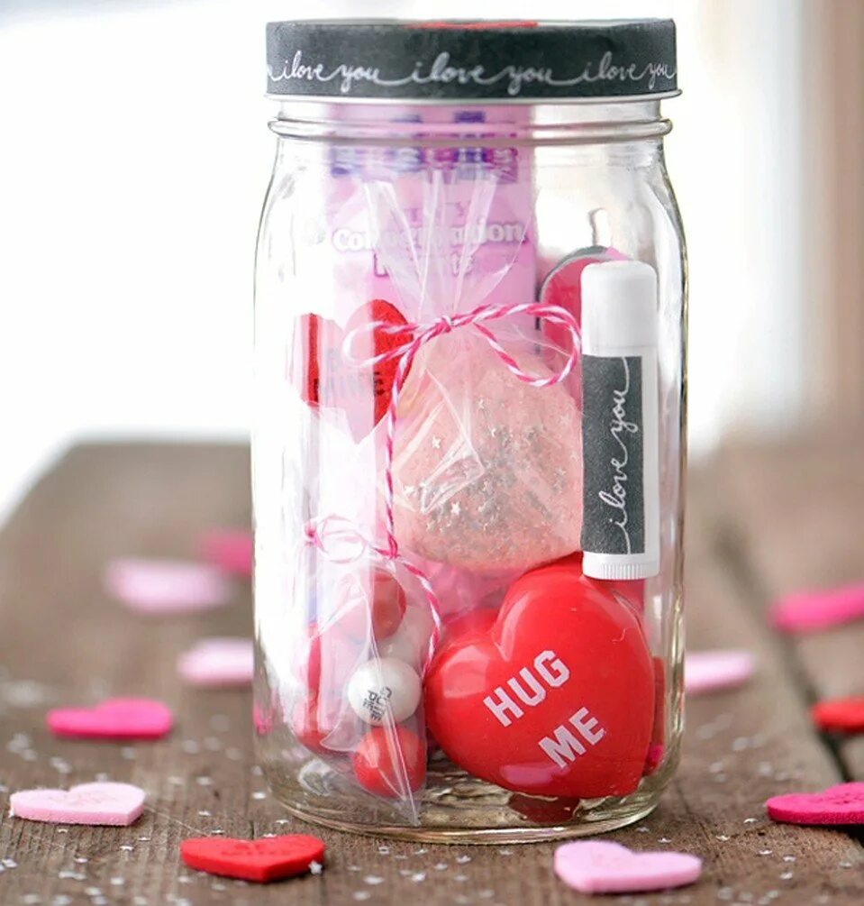 Подарки на день святого валентина. Подарки на день влюбленных. Подарки на день св валентина. Необычный подарок девушке. Подарок девушке.