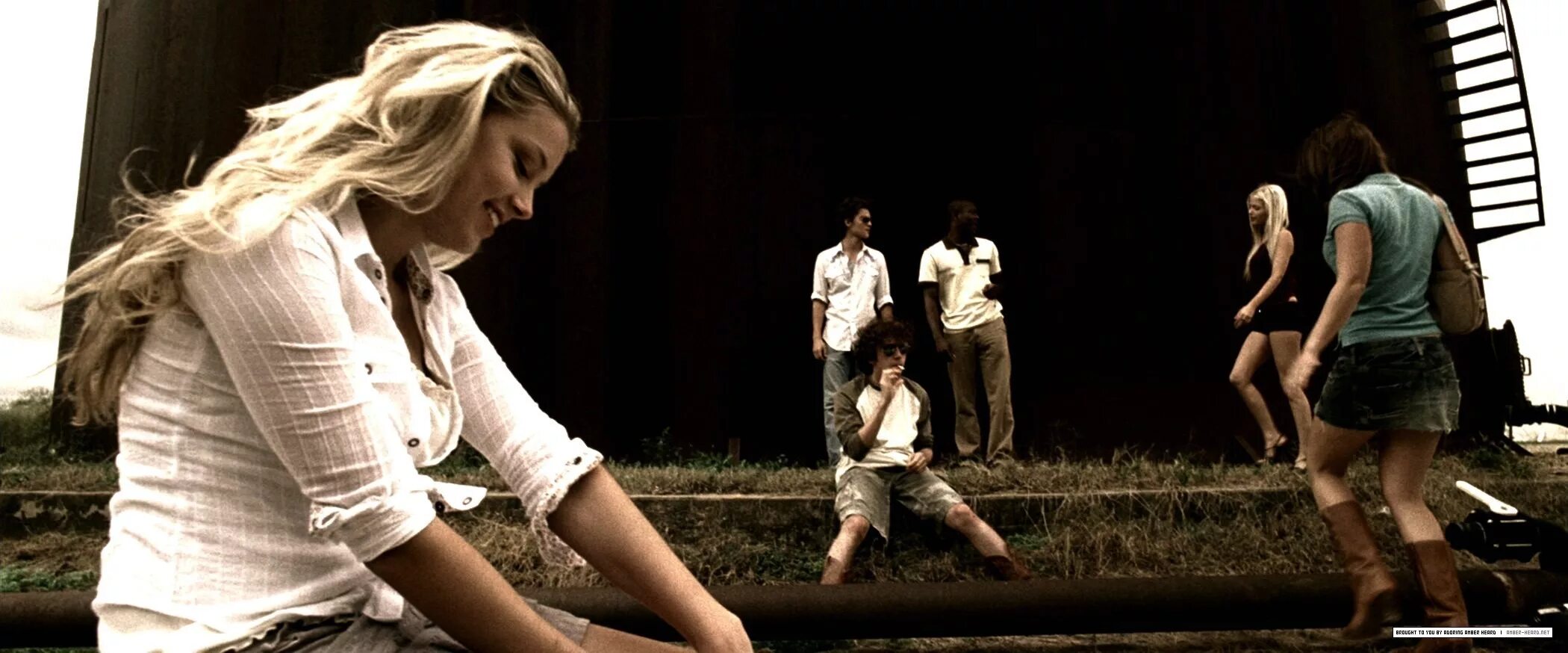 Любите лейн. Эмбер хёрд 2006. эмбер херд мэнди лейн. все парни любят мэнди лейн 2006 эмбер херд.
