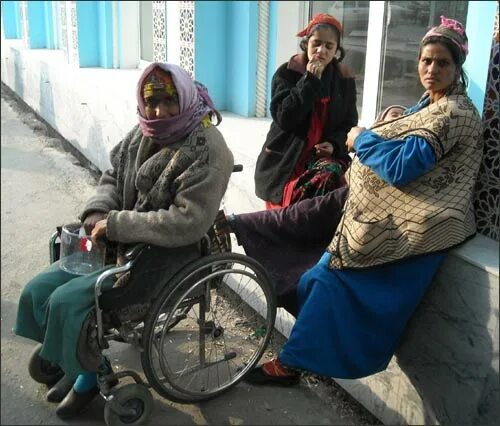 цыгане попрошайки