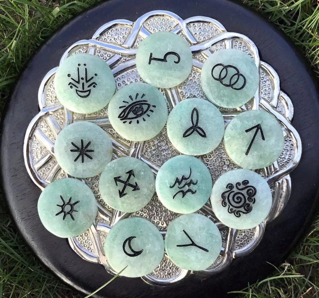 13 рун. Викканские ведьмины руны. Викканские руны 28. 13 рун. Викканские ведьмины руны.