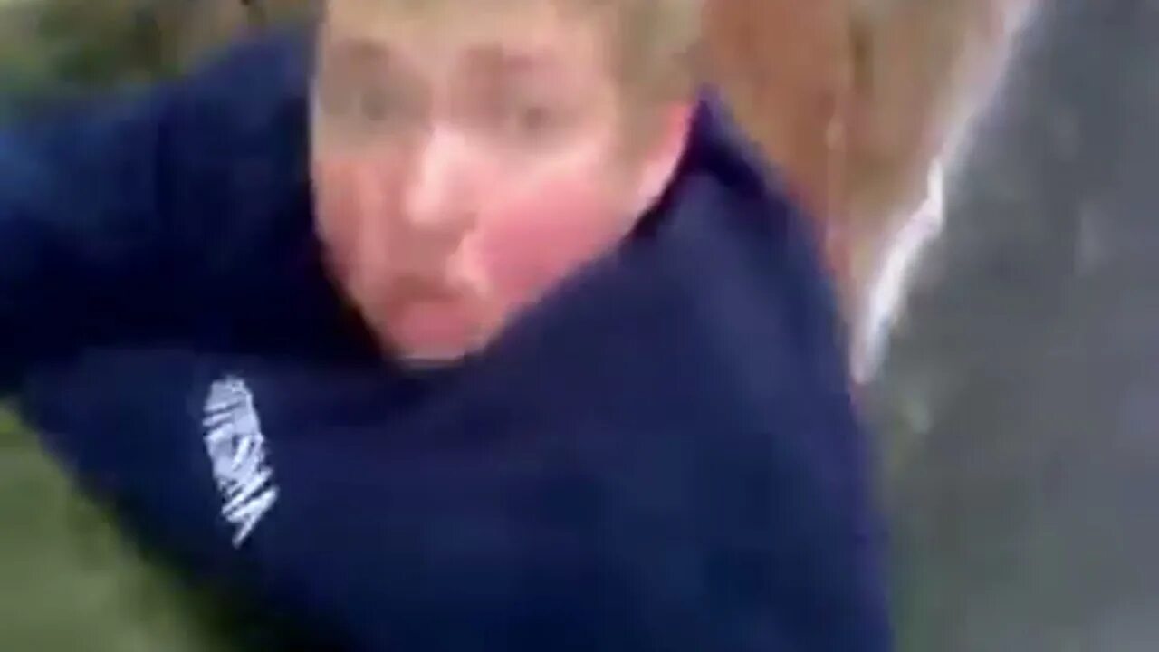 Денчик. Денчик слазит. Денчик слазит. Денчик. Денчик слазит.