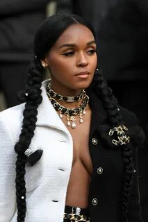 Janelle Monae Shows Her Tits at the Chanel Show (54 Photos) .