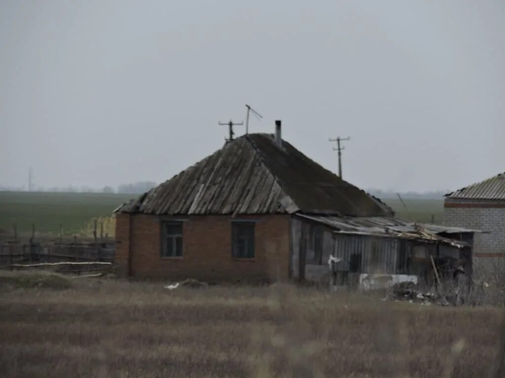 Поселок дальний. Посёлок Дальний Омск. Посёлок Дальний Липецкая область. Посёлок Дальний Иркутская область. Поселок Дальний Приморский край.