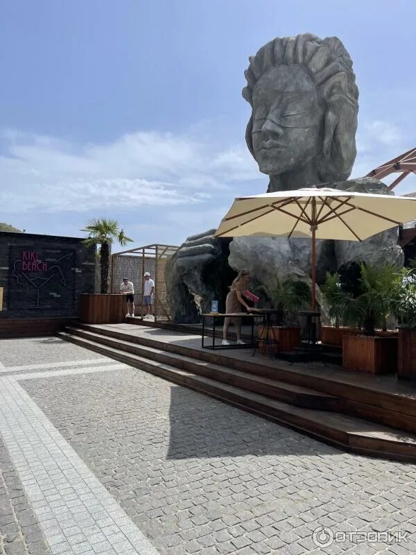 Кикибич ялта. Ялта интурист кики бич. Kiki beach. Кики бич ялта пляж. Кики бич ялта пляж.