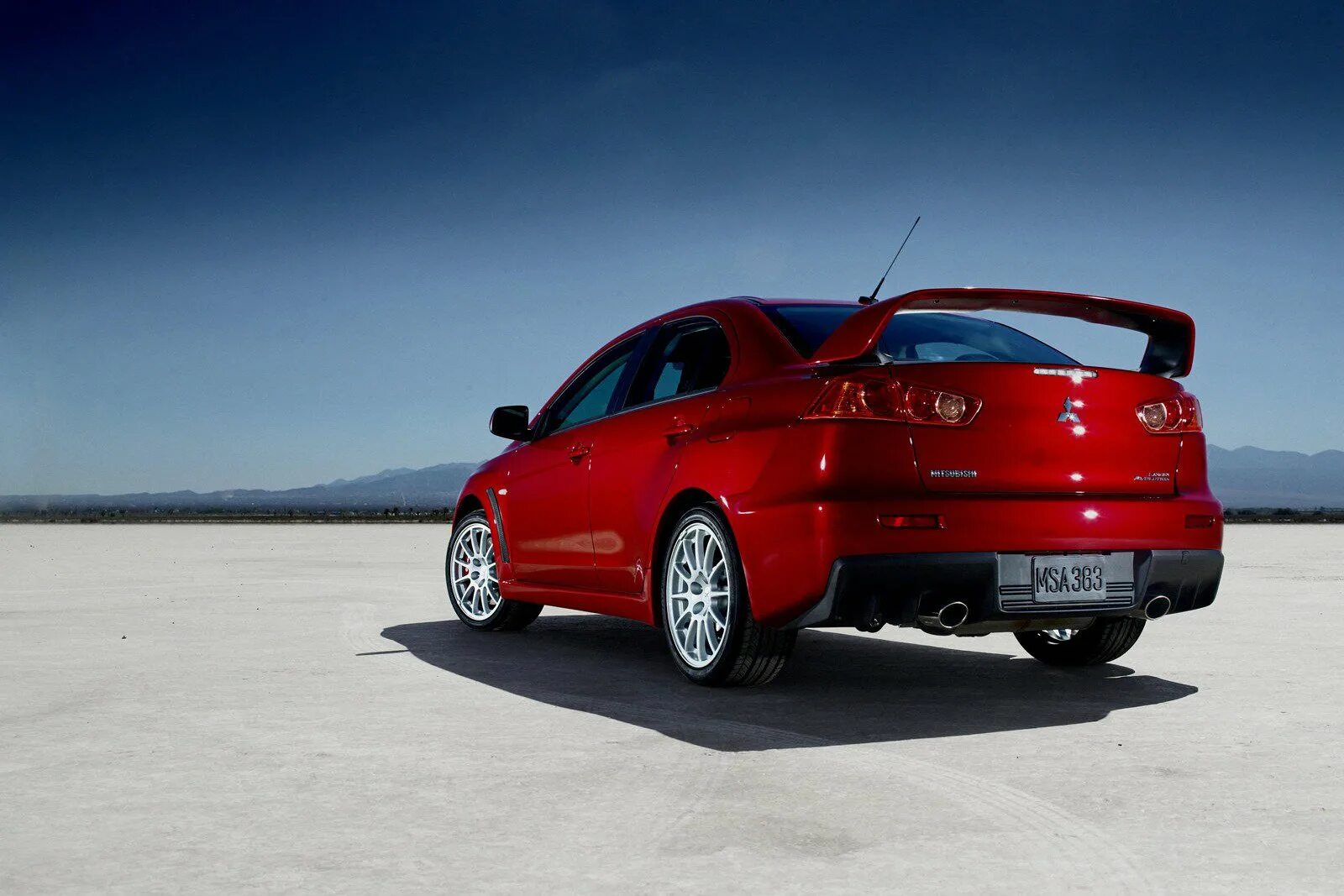 Lancer 10 размеры. Митсубиси Лансер Эволюшн. Lancer Evolution 10. Митсубиси Лансер 10. Mitsubishi Lancer Evolution x 2008.