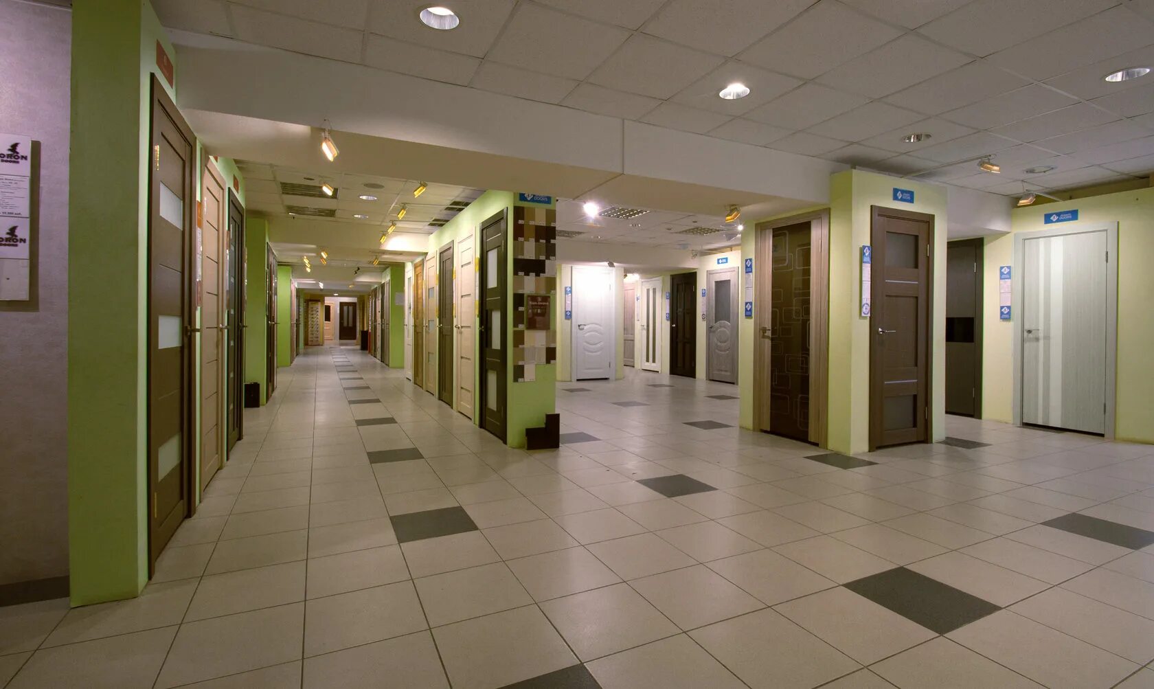 липецк открыта дверь. липецк открыта дверь. липецк мир дверей на космонавтов. маршрутка дверь открывается. воронеж московский проспект 5 дверной.