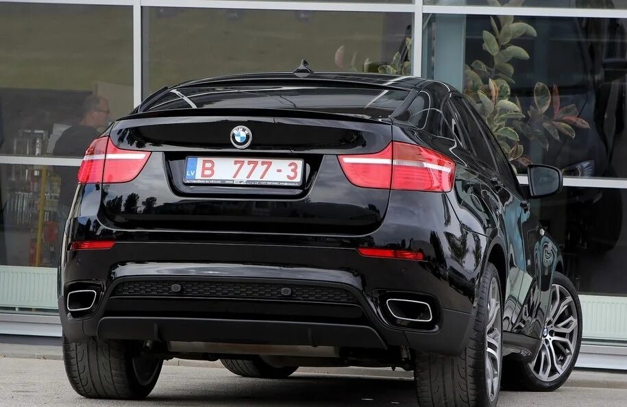 BMW x6 4,4 e71. BMW x6 e71. БМВ х6 зад.