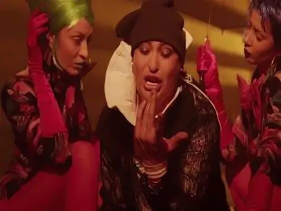 Эпатажный клип. Панк-рок группа смех и щербаков. Группа смех 2022. Клип смех. Клип смех.