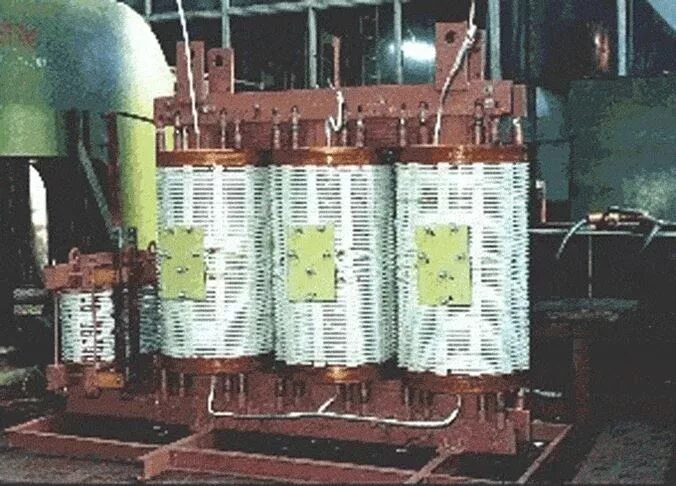 Медно алюминиевый трансформатор. Зтз запорожский трансформаторный завод. изоляция обмоток трансформатора. медный трансформатор. бумага для изоляции обмоток трансформатора.