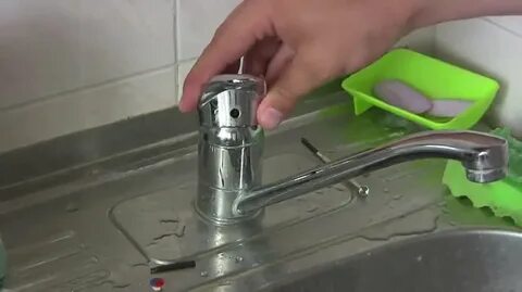 Краны сняла окружит кухонный