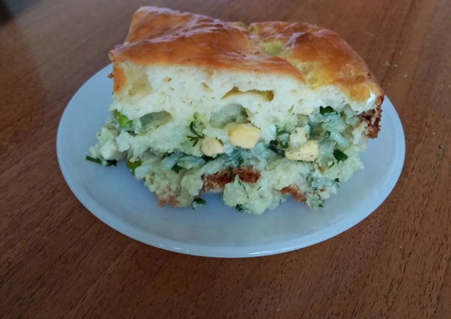 Рецепт заливного пирога с рисом. Пирог с рисом и яйцом. заливной пирог с рисом и яйцом. заливной пирог с рисом. пирог с рисом и яйцом и зеленым луком.