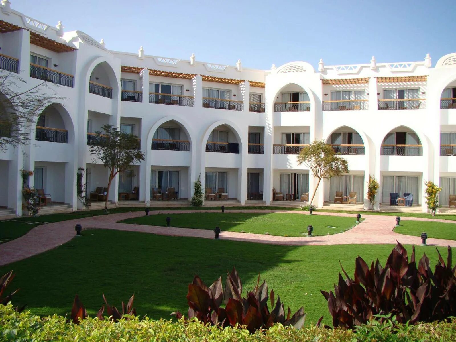 Фан сан шарм шейх. Отель альбатрос palace шарм-эль-шейх. египет albatros palace sharm 5*. albatros palace ex cyrene grand 5 шарм-эль-шейх. fun sun family albatros palace 5 шарм-эль-шейх.