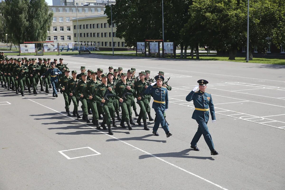 Ва мто пенза. Академия МТО Пенза. Курсанты филиала ва МТО В Г. Пенза. Учебный центр Академия МТО Хрулева. Военная Академия Хрулева Пенза.