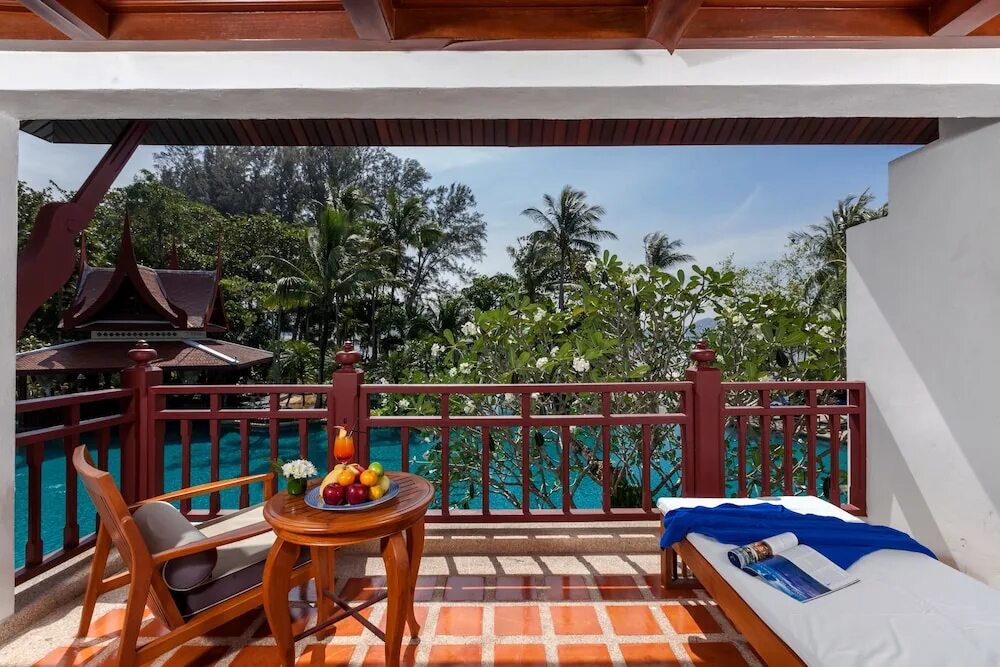 Отель Thavorn Beach Village Resort & Spa. Отель Thavorn Beach Village & Spa 5*. Thavorn Beach Village Phuket. Виладж Резорт спа Пхукет. Thavorn beach village 5