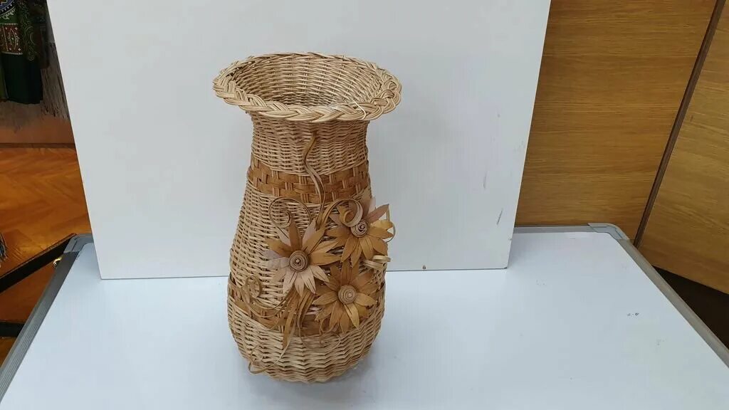 Вазы из лозы. Плетеные вазы напольные. Ваза плетеная напольная. Ваза плетеная напольная. Ваза плетеная н-34см,l-28cм,d-21см вп038.