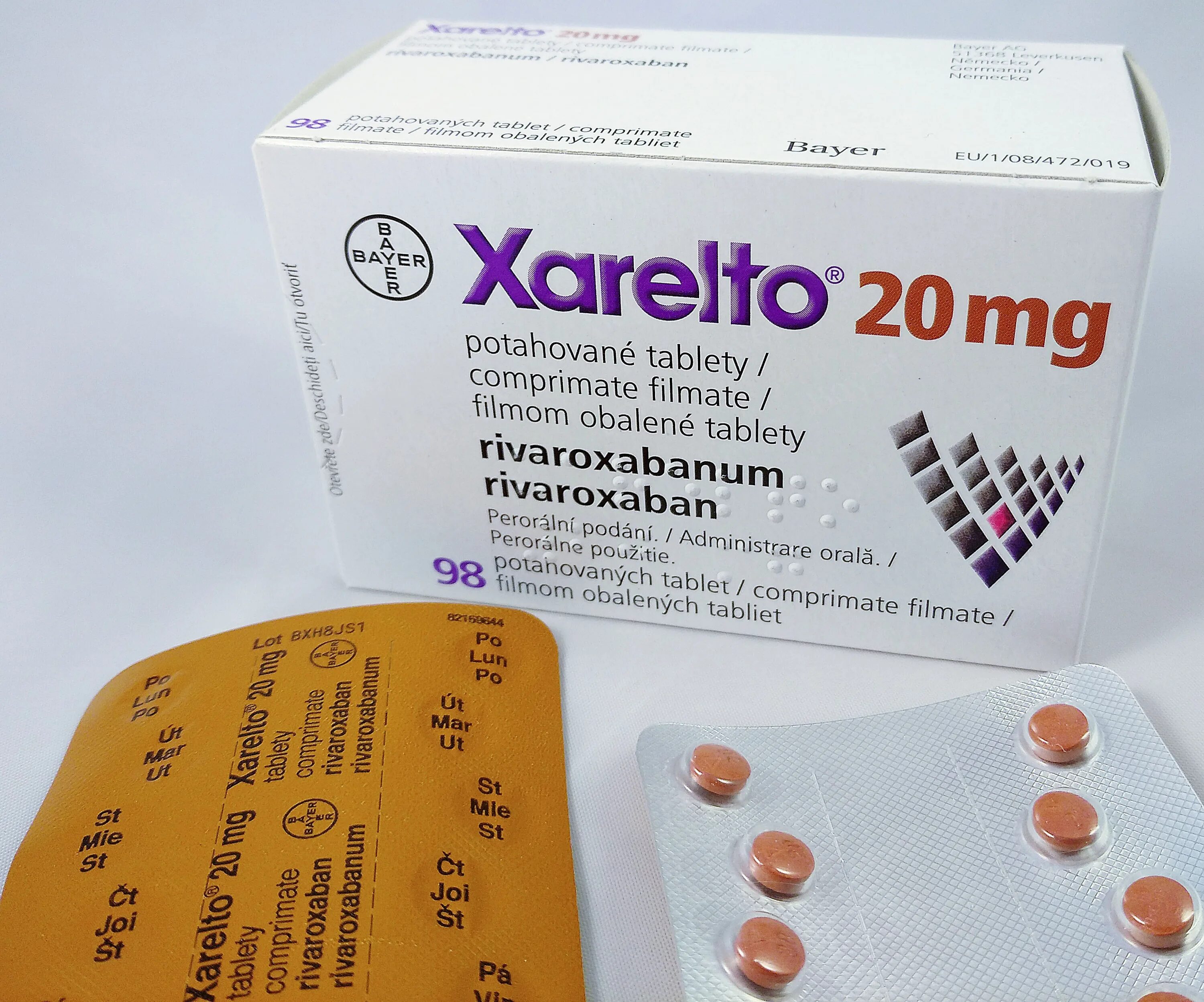 Ксарелто 15 купить дешево. Rivaroxaban Tablets Xarelto 20 MG. Ксарелто ривароксабан 20мг. Ксарелто 15 мг 100 шт. Ксарелто таблетки 10 мг.