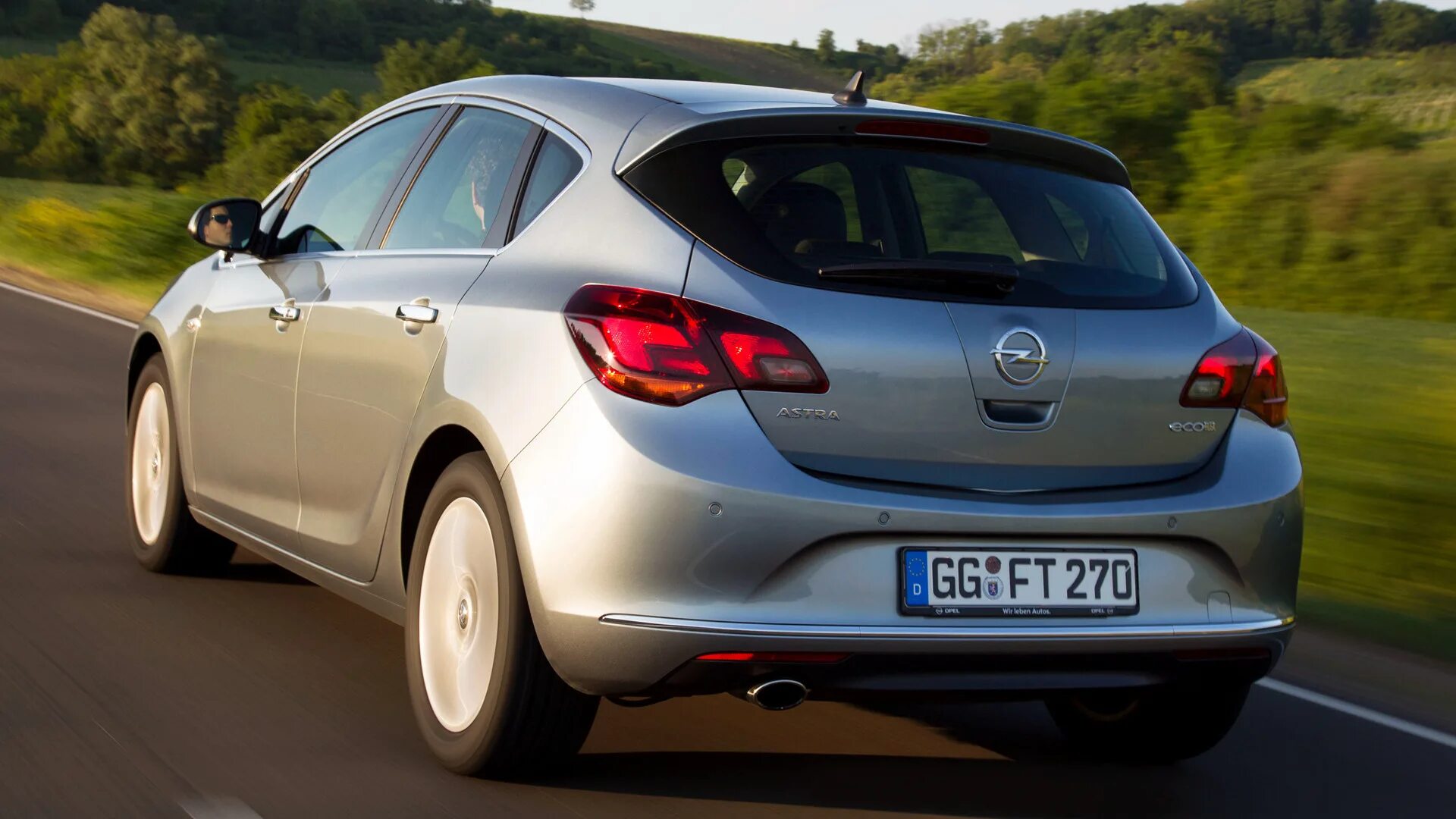 Opel Astra 2013. Opel Astra 2013 Hatchback.