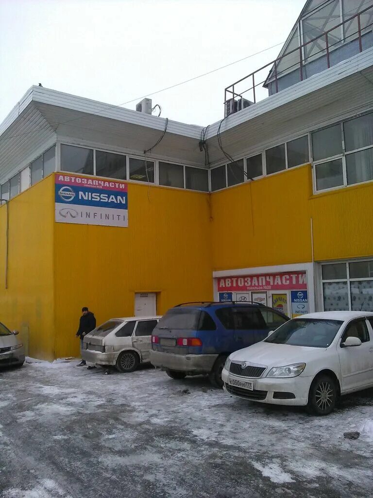Мкад 33 й километр 6. Автозапчасти Варшавка 33. Д Ц Варшавский на МКД 33. Автоцентр Варшавский 33 км МКАД. МКАД 33 км.
