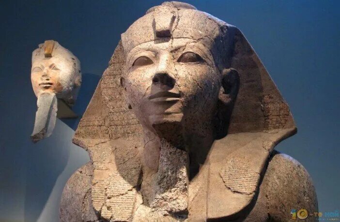 Хатшепсут. Хатшепсут (Египетский фараон). Царица фараон Хатшепсут. Статуя Хатшепсут. Скульптура царицы Хатшепсут.