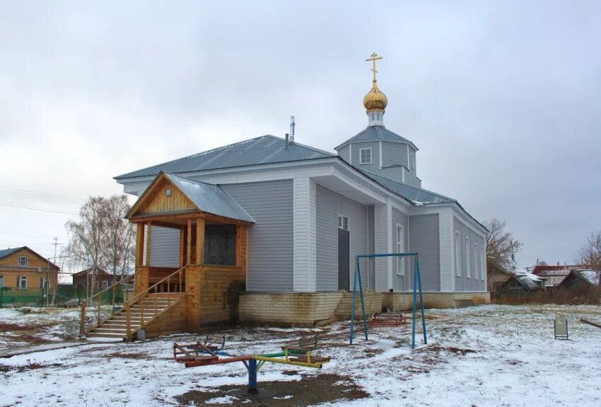 Погода печерском сызранского района самарской. Село Усинское Самарская область. Усинское Сызранский район. Село Усинское Сызранский район Самарская область. Храм с Усинское Сызранский район.