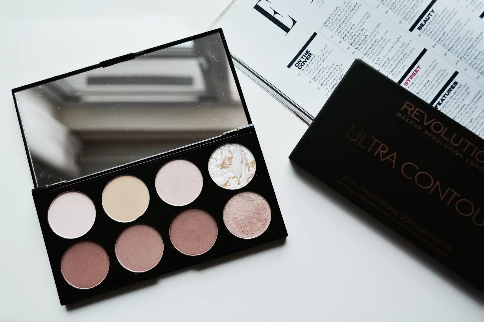 Контуринг революшн палетка. Палетка для контуринга revolution ultra contour. Revolution палетка румян ultra blush palette. Свотчи makeup revolution ultra contour palette. Elf cream contour palette deep.