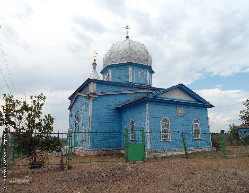 Ореховка самарская. Село Летниково Алексеевский район Самарская область. Алексеевский район Церковь Самарская область Алексеевский. Село Патровка Алексеевского района Самарской области. Церковь в Алексеевке Алексеевского района Самарской области.