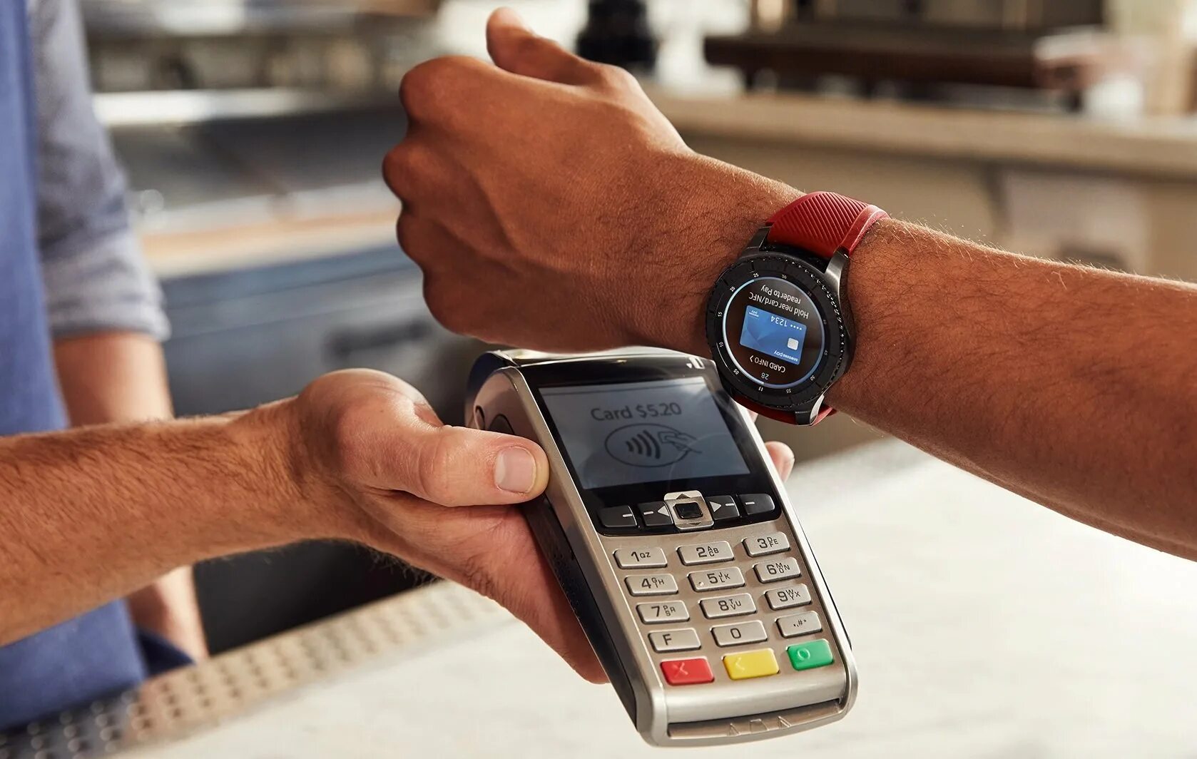 Samsung pay watch. Samsung pay умные часы. Бесконтактная оплата. Оплата часами.