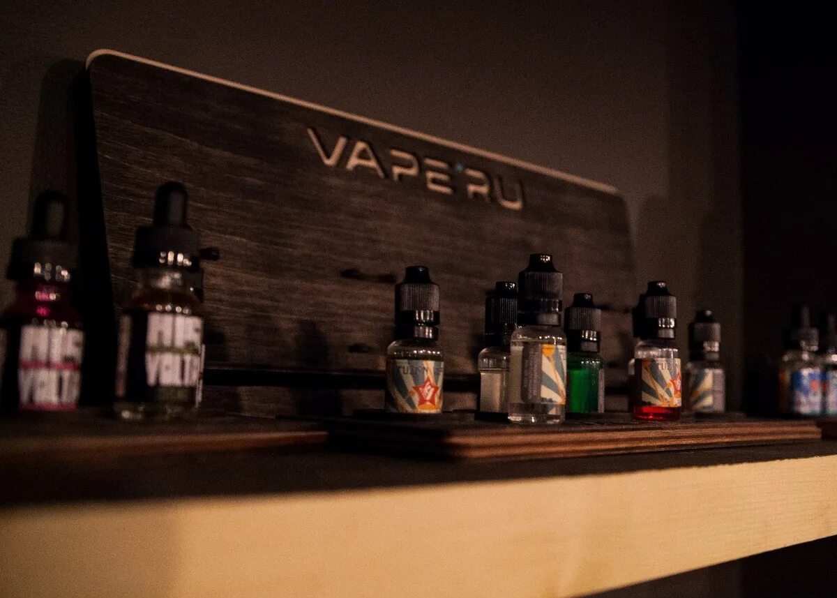 Вейп магазин Москва. Vape shop вывеска. Vape shop неоновая вывеска. Вывеска магазина вейпов.