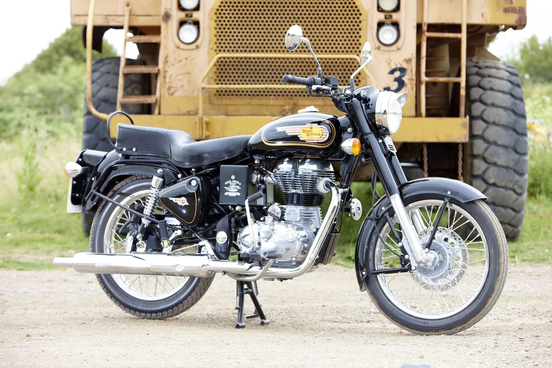 Мотоцикл роял энфилд купить. Мотоцикл Роял Энфилд 500. Royal Enfield Bullet 500. Мотоцикл Royal Enfield. Мотоцикл Энфилд буллит.