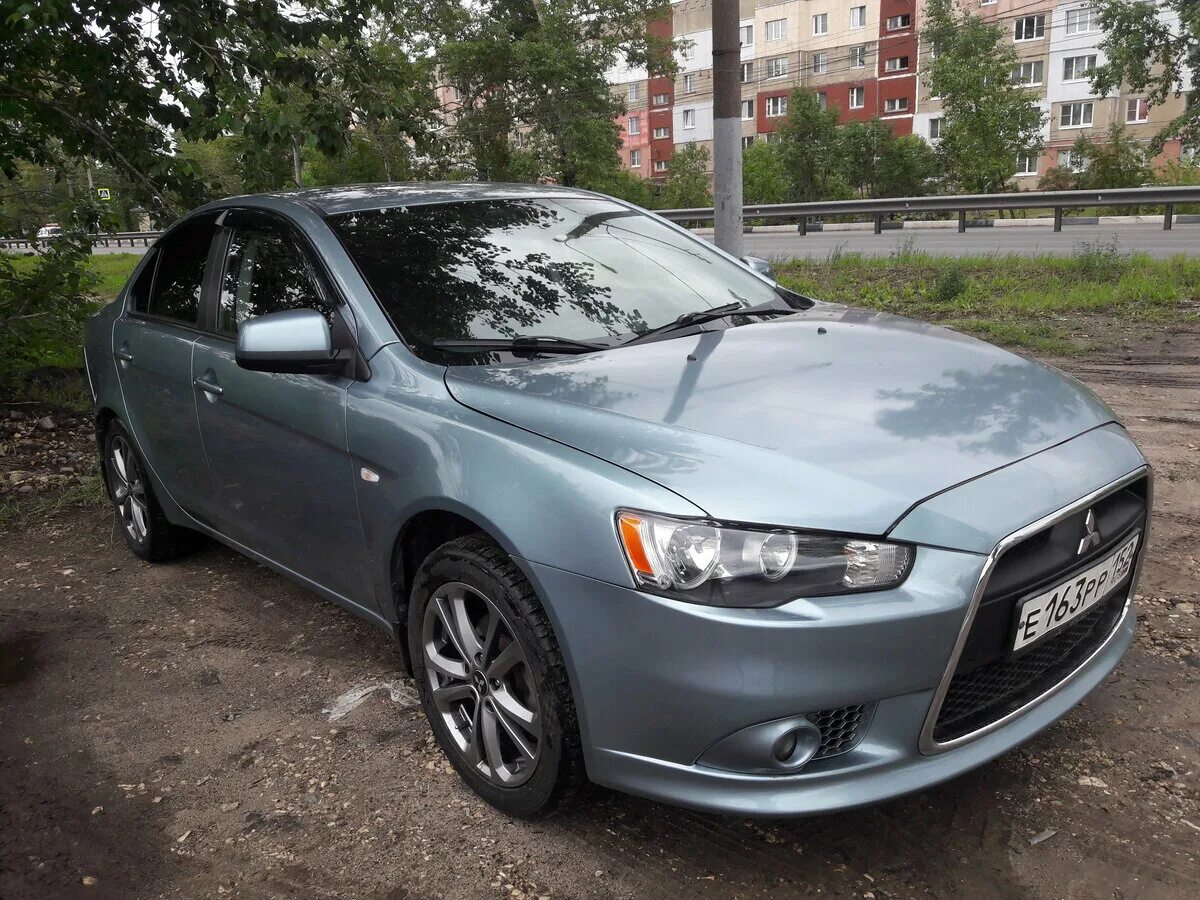 Mitsubishi Lancer 2011. Митсубиси Лансер 10 2011. Митсубиси Лансер 2011. Mitsubishi Lancer, 2011 серый.