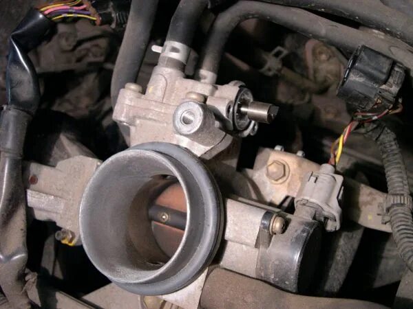 тойота витц холостой ход