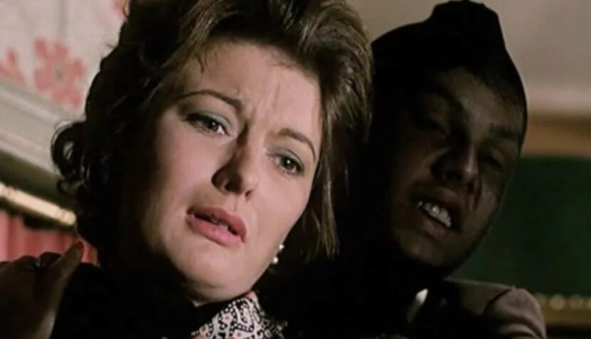 Because of the cats. кошачий диснейленд. делия линдсэй - из-за кошек (1973). льюис вейн кошки. The cat текст our cats were first.