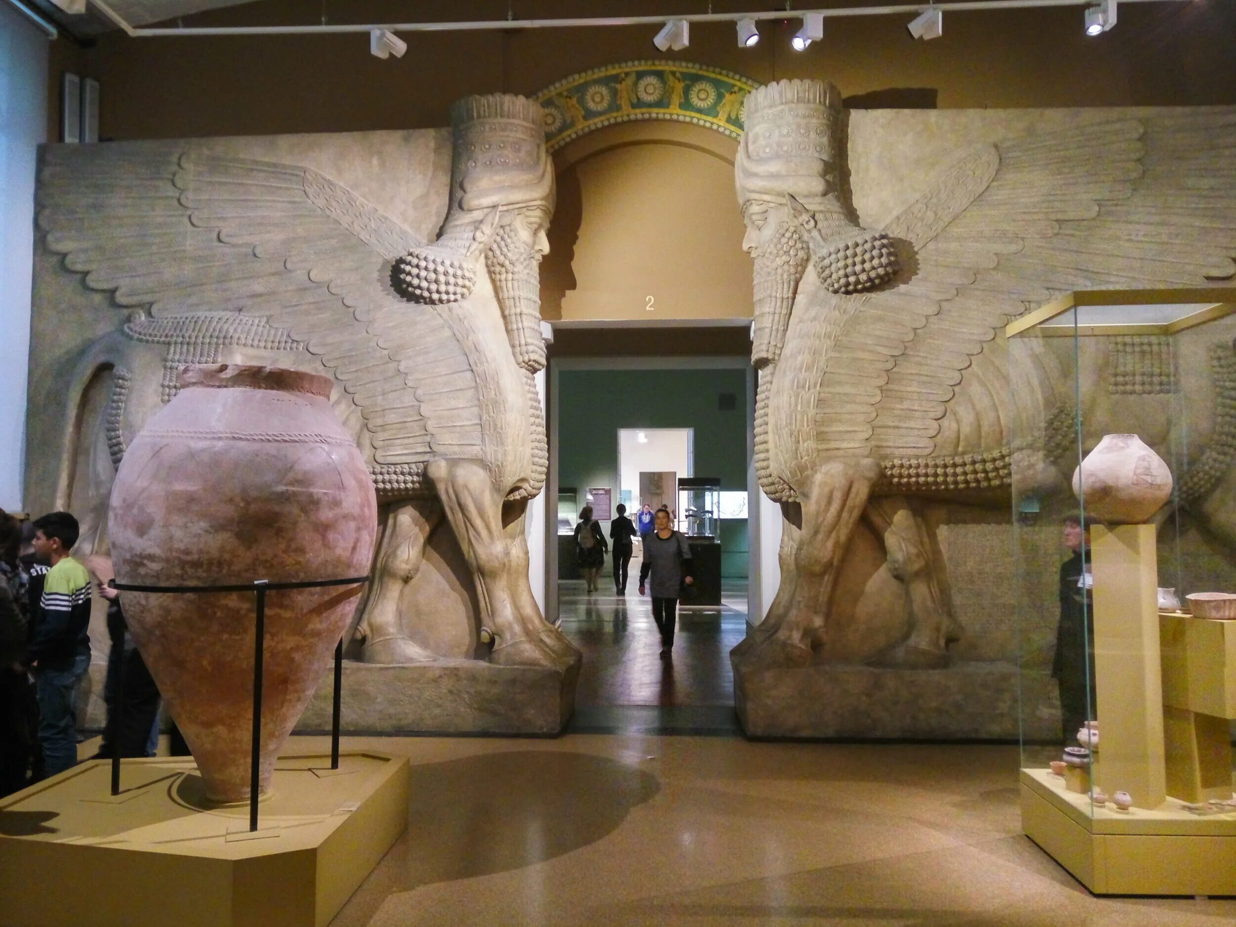 Зал древностей. Пушкинский музей зал древнего египта. гмии пушкина египетский зал. зал древней месопотамии в пушкинском музее. ассирийский зал в пушкинском музее.