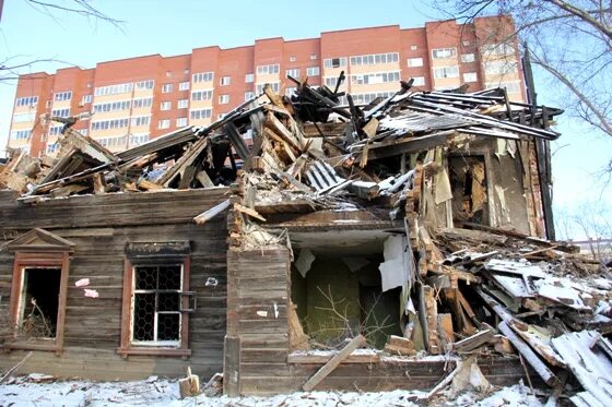 Пос аварийный. Барак берёзовский свердловской области. старые бараки в березовском. ломает бараки. аварийный барак посёлок октябрьский 167.