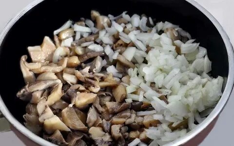 Грибы вешенки на сковороде