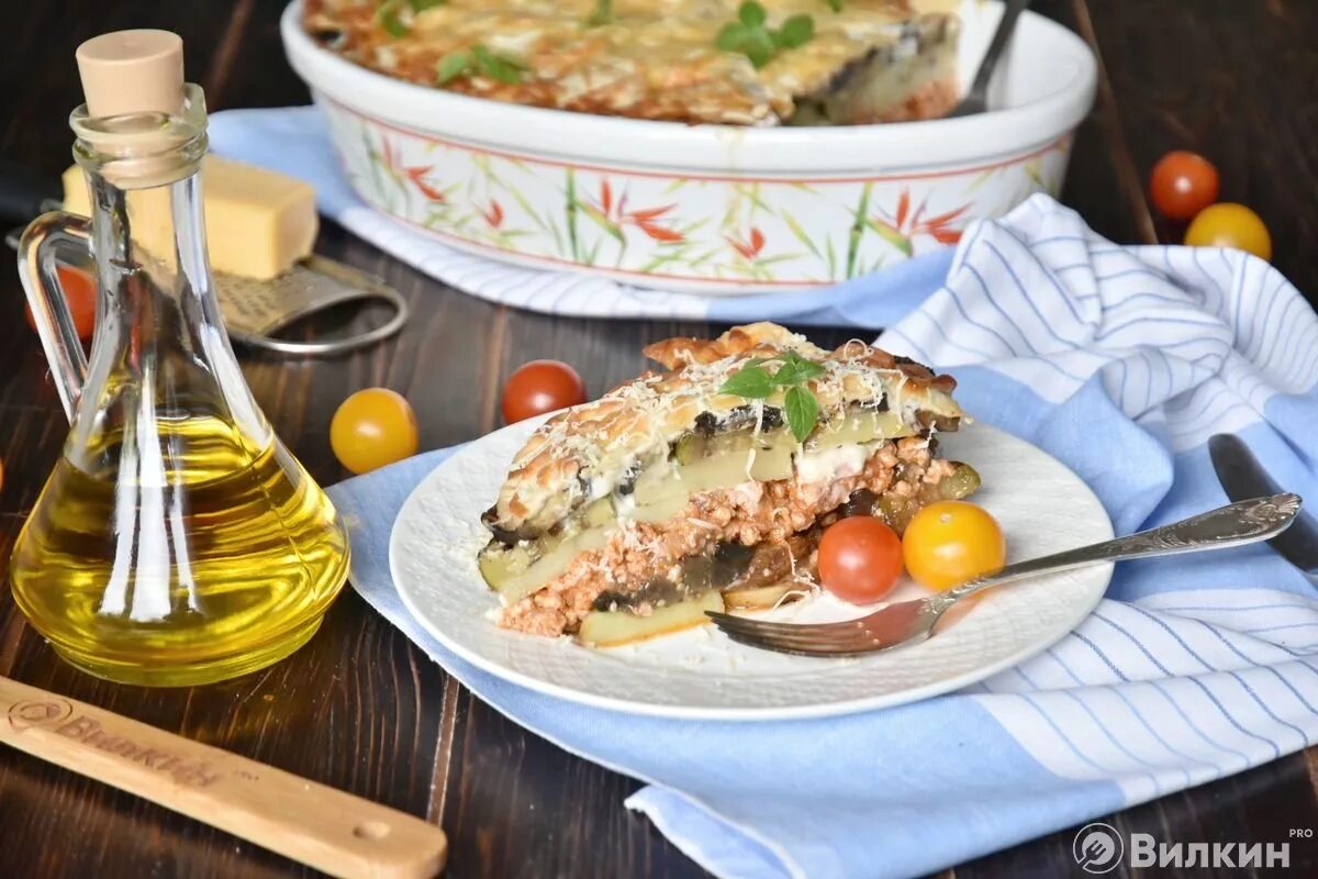 Греческая кухня рецепты. Блюда греческой кухни. Национальная кухня Греции. Греческая кухня традиционные блюда. Традиционное греческое блюдо.