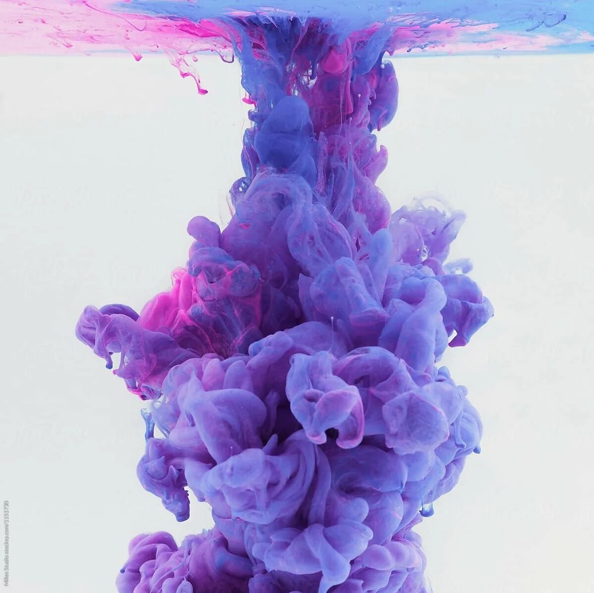 Фиолетовая дымка. Сиреневый дым. Фиолетовые эффекты. Розовый дым. Фиолетовый дым.