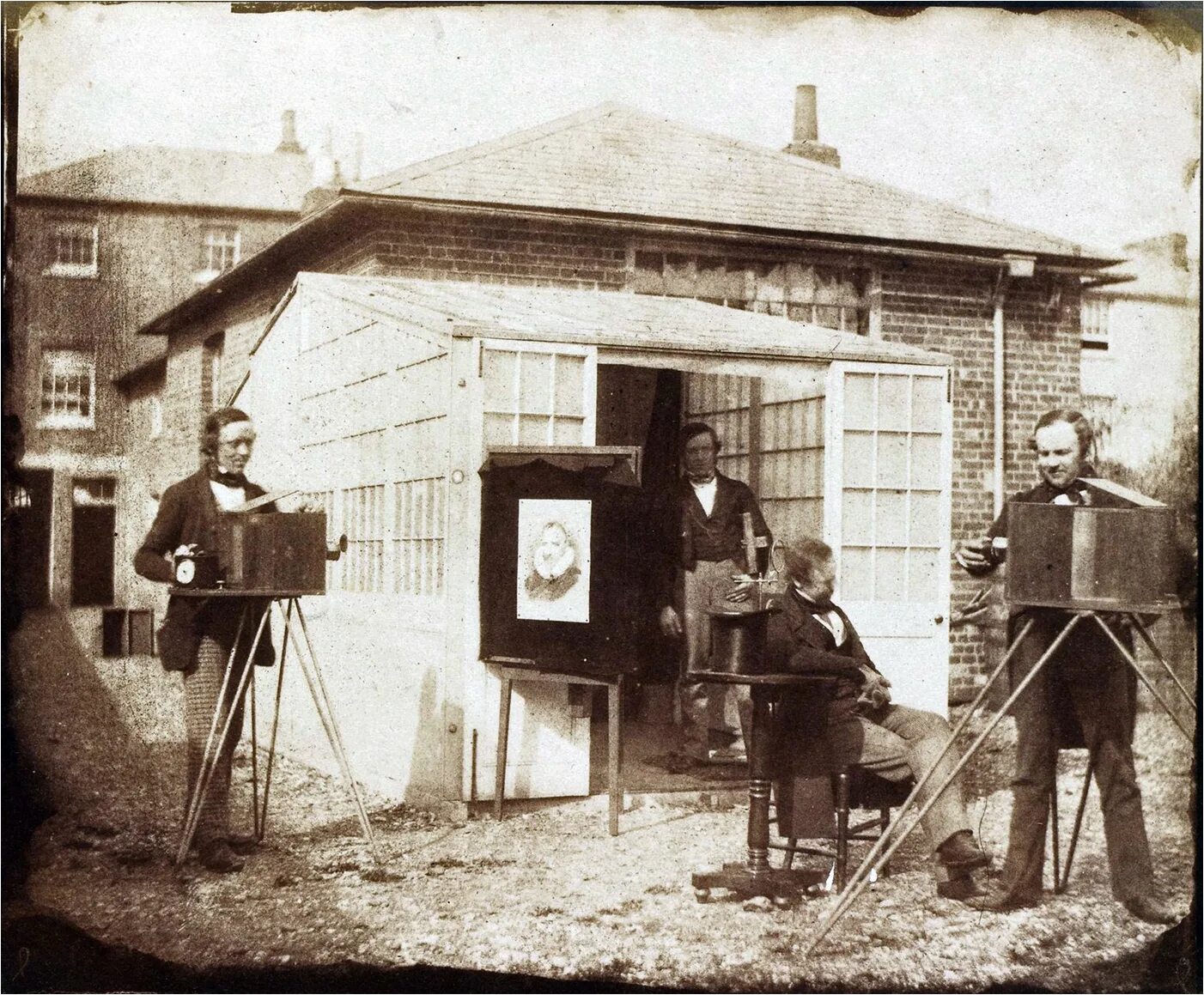 Дагеротипия Луи Дагер. Луи Дагер первый фотоаппарат.