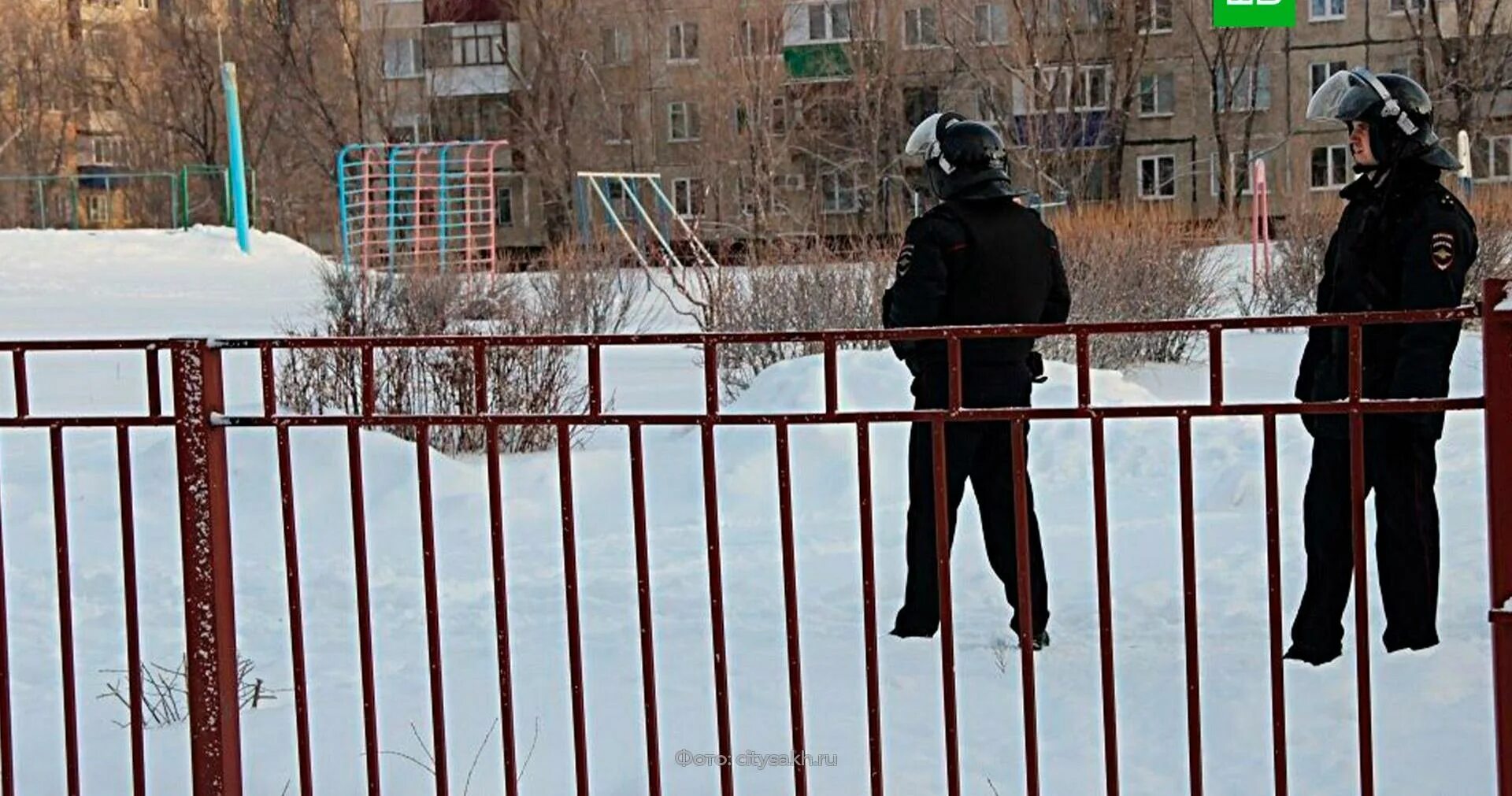 Ложное минирование школ. Минирование школ в Оренбурге. Заминировали школу. 14 Школу заминировали?. Школа заминирована новости