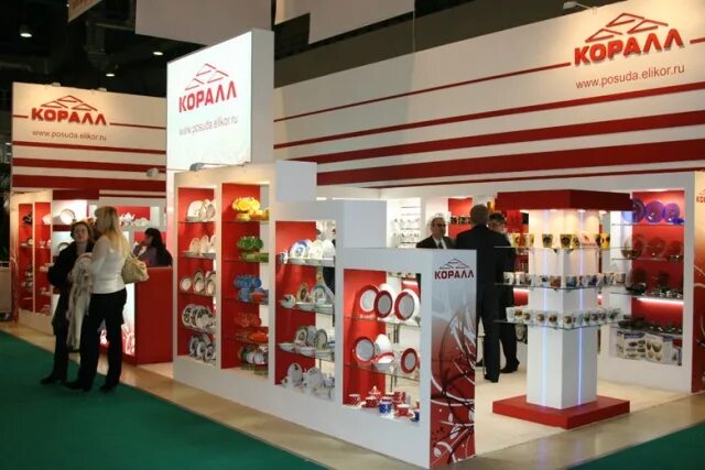 украшение с кораллом для женщин в золоте. медный браслет с красными камнями. офис корал. Coral travel турагентство логотип. коралл часы работы.