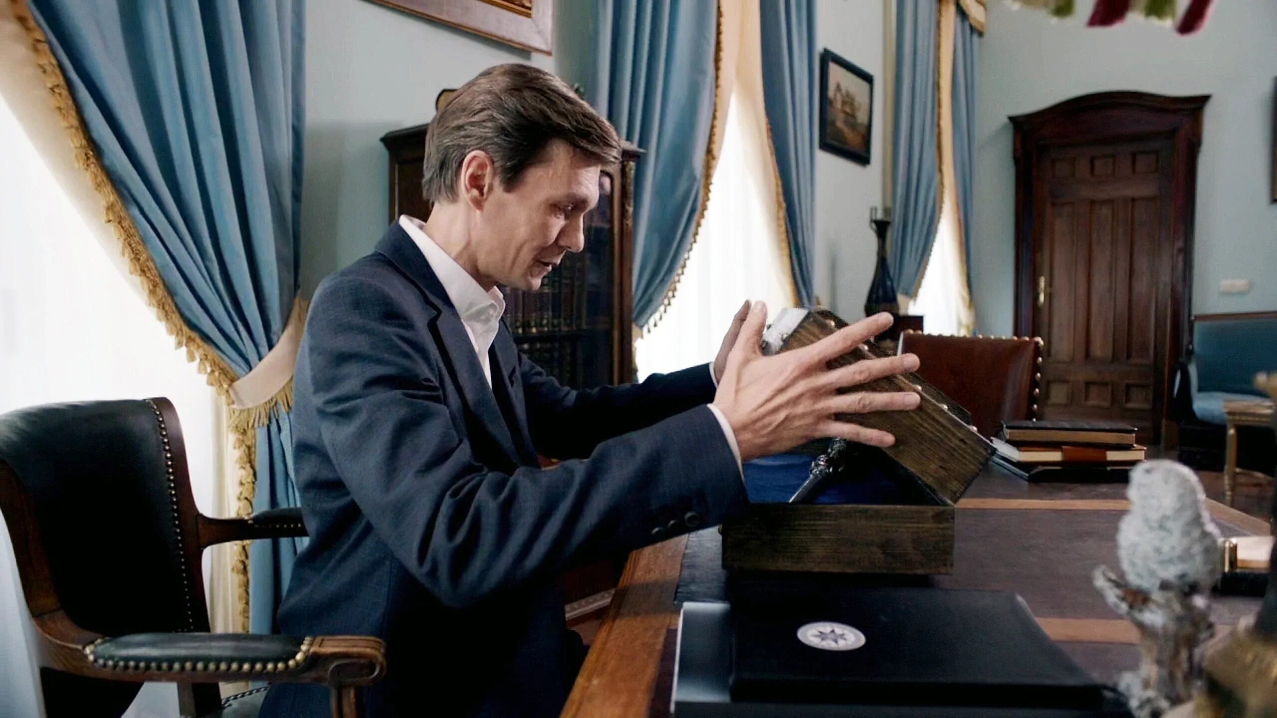 Секта филипп янковский сериал. Секта с ходченковой. Секта с ходченковой. Секта с ходченковой. Секта с ходченковой.