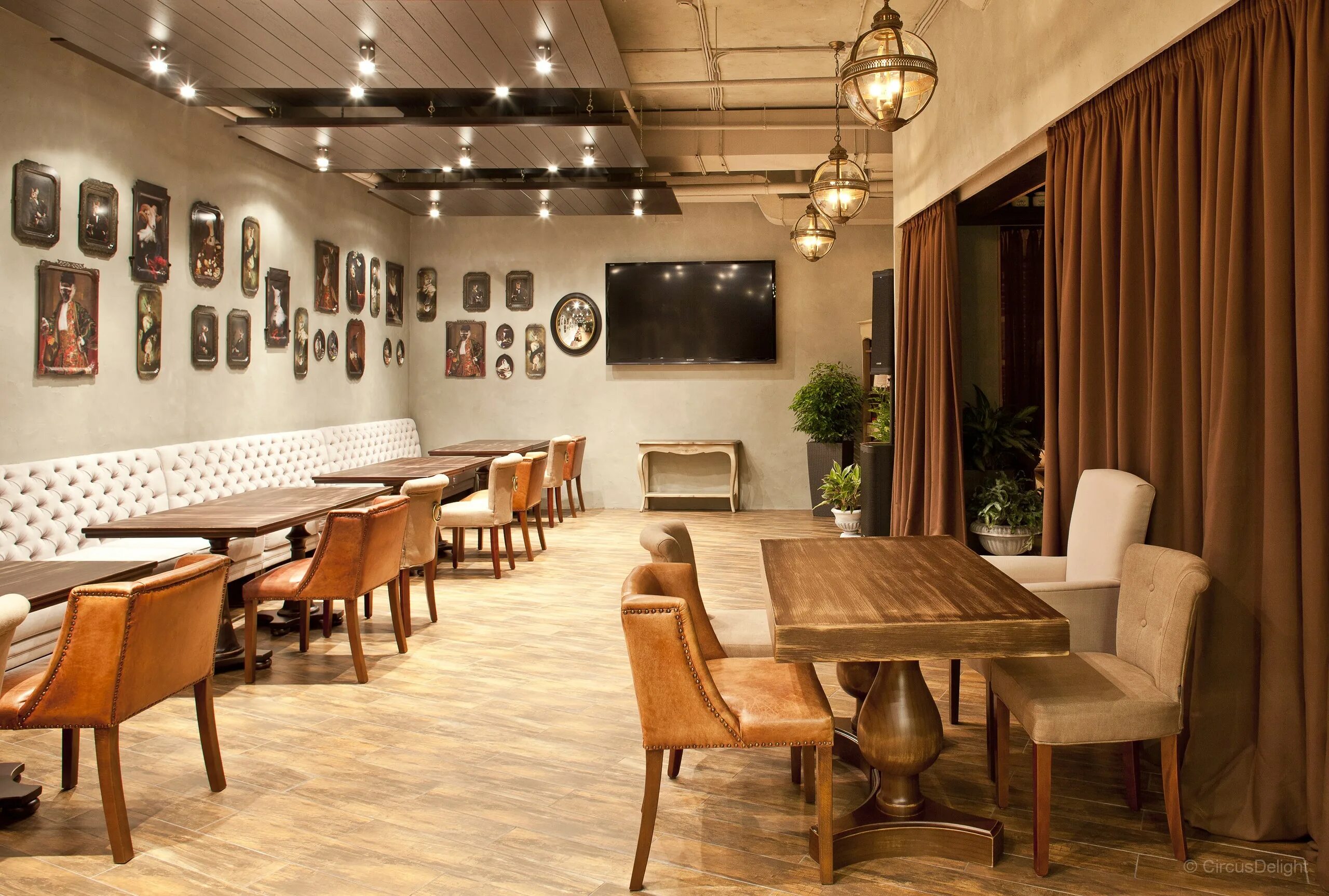 Севен пермь. Cafe seven сургут. севен ресторан сургут. севен ресторан брянск. кафе севен сургут вершина.